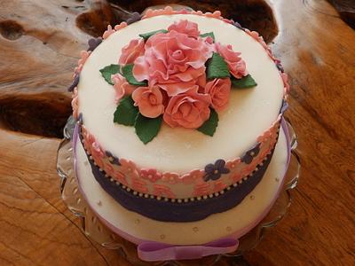 Shabby Chic for Elysse :) - Cake by Francezca (KrazyKakes)