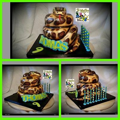 SNAKE CAKE - Cake by The Yellow Rose Cakery, LLC