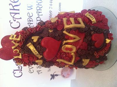 Love cake  - Cake by Claire