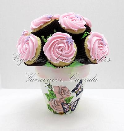 Cupcake Bouquet - Cake by Cynthia Jones