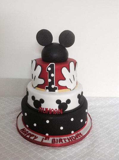 Mickey mouse - Cake by c3heaven