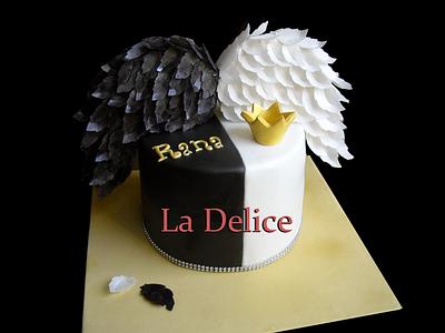 black swan  - Cake by la delice 