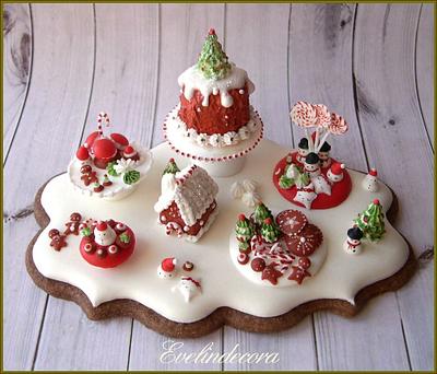 Royal icing cookie: Christmas miniature 🎄 - Cake by Evelindecora