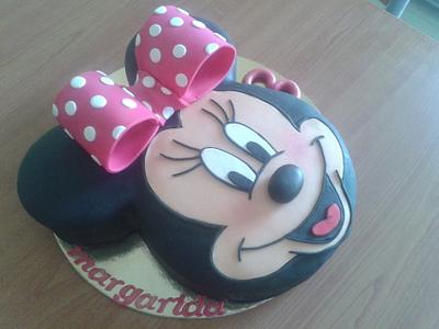 Minnie - Cake by Vera Santos