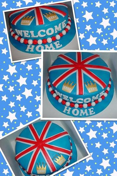 Welcome home, Union Jack cake  - Cake by Hayley