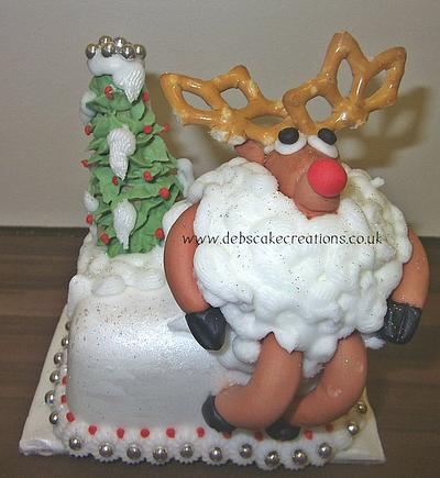 Rudolph!! - Cake by debscakecreations