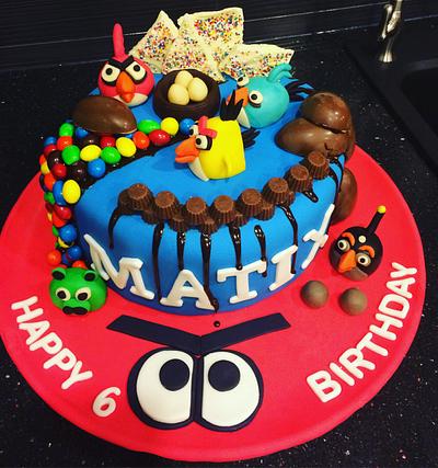 Angry Bird Cake - Cake by For Heaven's Cakes by Julie 