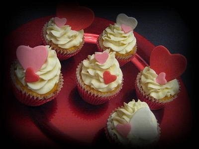 Sweet Valentines - Cake by Jennifer Jeffrey
