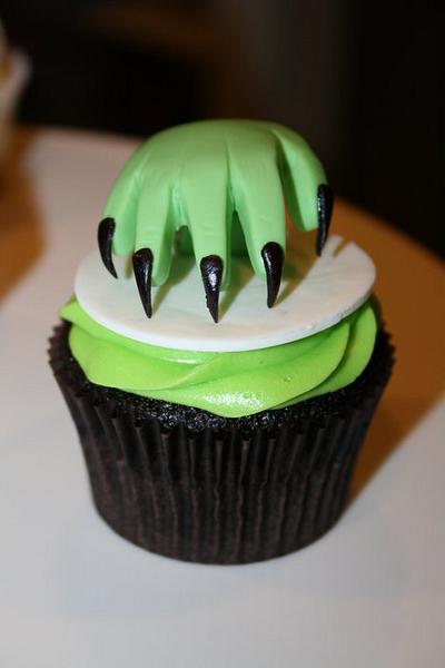 Wicked Witch Cupcake - Cake by Leila