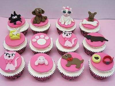 Cat and Dog Cupcakes - Cake by Cake Me Home Cupcakes