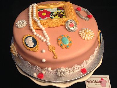 Vintage cake - Cake by Sophie's Bakery