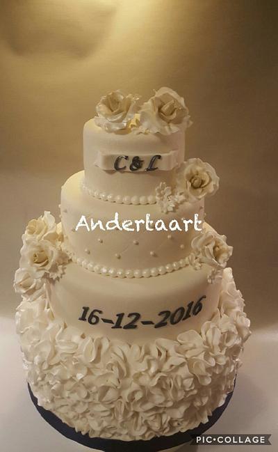 White wedding cake - Cake by Anneke van Dam
