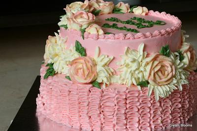 Ruffles & Roses - Cake by creamblooms
