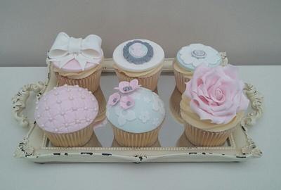 Vintage Cupcakes Class  - Cake by The Buttercream Pantry
