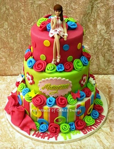 Girl's cake - Cake by The House of Cakes Dubai