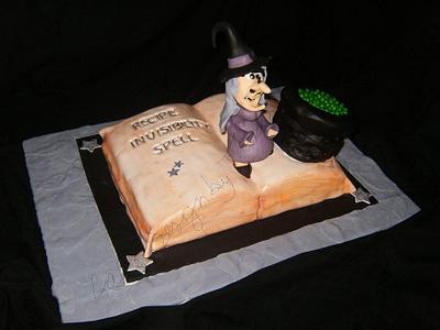 The Invisibility Spell (part I) - Cake by TeresaCruz