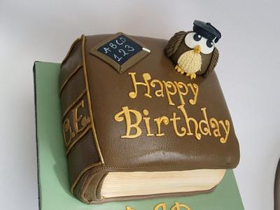Wise owl and book birthday cake - Cake by Melanie Jane Wright