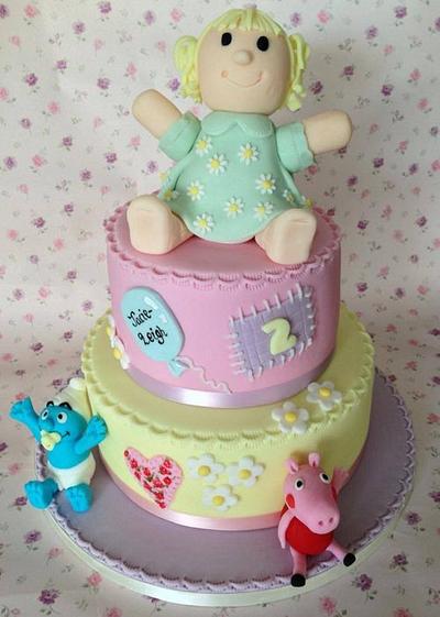 Dolly cake - Cake by Lesley Southam