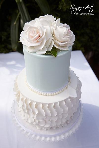 Roses & Petals - Cake by Susan