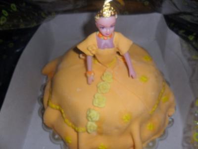 Lady in Orage Doll Cake - Cake by marlyn rivera