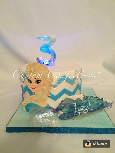 Frozen Elsa Cake - Cake by KerrieA