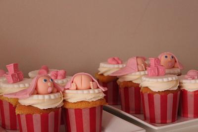 Baby cakes  - Cake by Tillymakes
