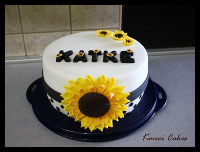 sunflowers - Cake by Kmeci Cakes 