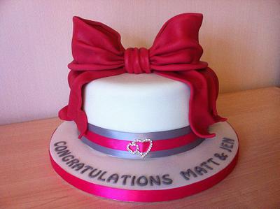 Bow Engagement cake - Cake by Mulberry Cake Design