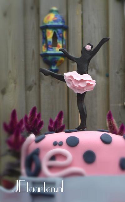 dancer on cake - Cake by Judith-JEtaarten