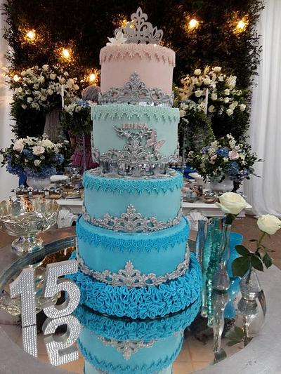 Blue Cake - Cake by Naracupcake