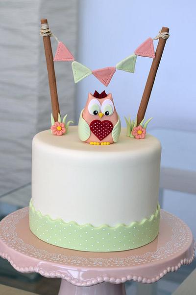 Little owl - Cake by Crumb Avenue