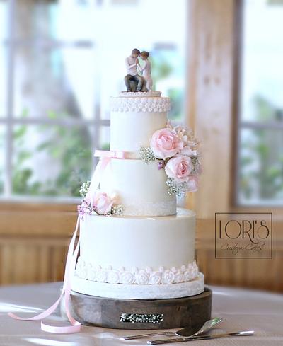 Wedding cake  - Cake by Lori Mahoney (Lori's Custom Cakes) 