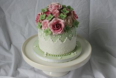 Vintage birthday cake - Cake by Tamara