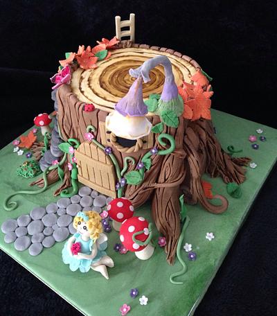 Fairy house cake  - Cake by Craftycakes