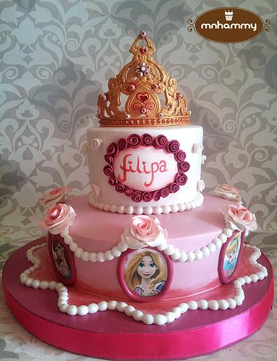 Every princess cake - Cake by Mnhammy by Sofia Salvador