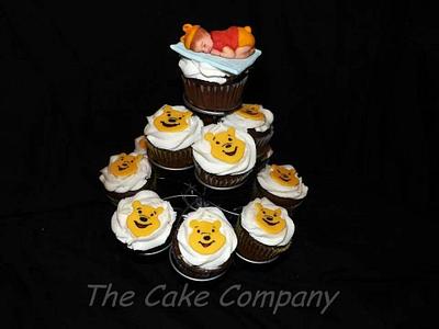 pooh cupcakes - Cake by Lori Arpey