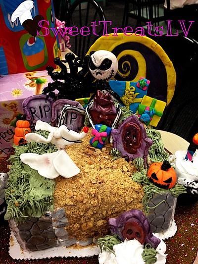 Nightmare Before Christmas Birthday Cake and Cupcakes - Cake by Tiffany McCorkle