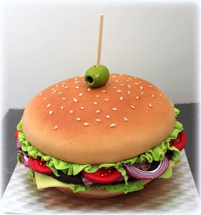 Burger cake - Cake by Lucie Milbachová
