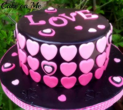 Mini Love cake - Cake by Cake on Me