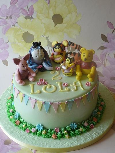 Winnie the Pooh and Friends - Cake by cherryblossomcakes