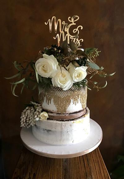 Antique Gold - Cake by The Noisy Cake Shop