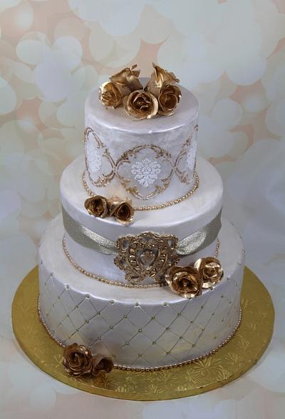 gold wedding cake - Cake by soods