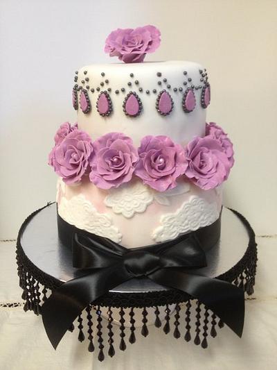 Vintage roses - Cake by Laurie