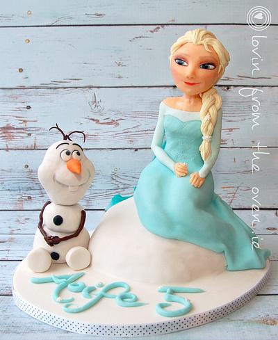 Chillin with Elsa & Olaf - Cake by Lovin' From The Oven