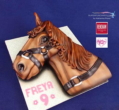 HORSE 2D - Cake by Super Fun Cakes & More (Katherina Perez)