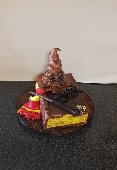 Harry Potter cake - Cake by The Custom Piece of Cake