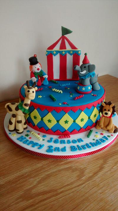 All the fun of the circus! x - Cake by Kerri's Cakes