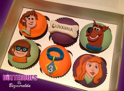 Scooby Doo Cupcakes  - Cake by Bezmerelda