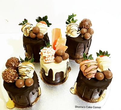Mini  chocolate drip cakes  - Cake by Shorna's Cake Corner