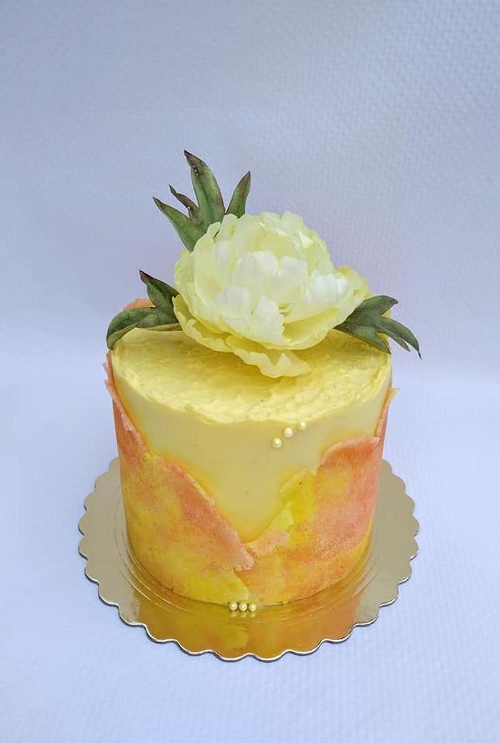 Cake in yellow